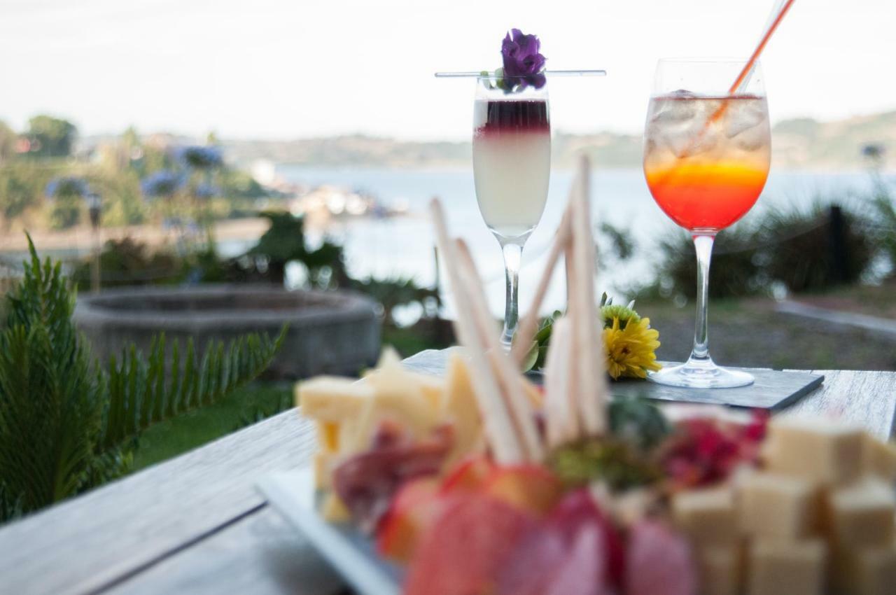 Готель Enjoy Chiloe Кастро Екстер'єр фото A Bellini cocktail